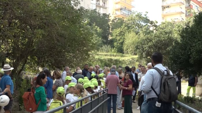 napoli riapre parco minopoli al vomero con orti urbani e giochi per i bimbi