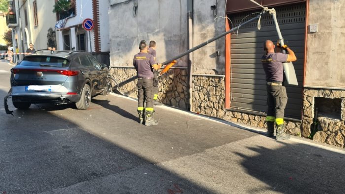 incidente in via de vito a corbara sindaco chiede interventi sulla viabilita