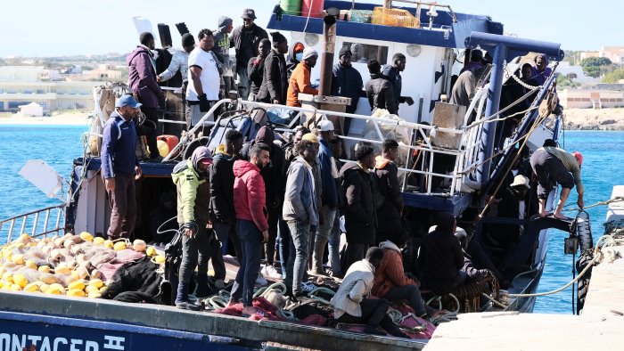 report dei servizi pronti a partire un milione di migranti