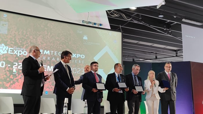 smart port award premio internazionale per il presidente di napoli e salerno