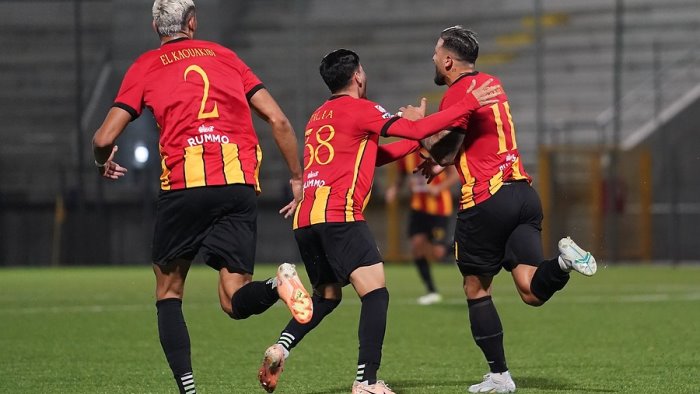 un gol di ferrante piega il brindisi primo acuto in trasferta del benevento