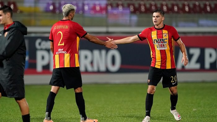 benevento attesa per il big match col crotone il programma di lavoro