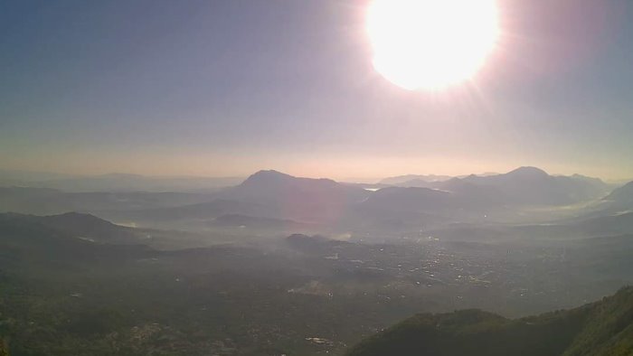 cappa di fumo tra valle del sabato e serinese solofrano aria di pessima qualita