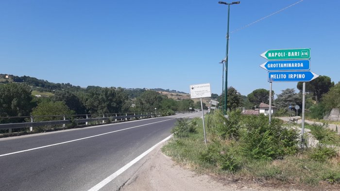 viadotto di scavalco fiume ufita cantiere smantellato e lavori sospesi mistero