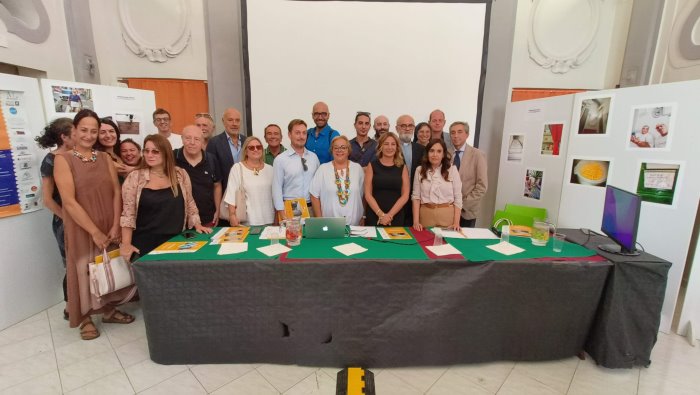 accesso al cibo e percorsi formativi presentato solidarity pass