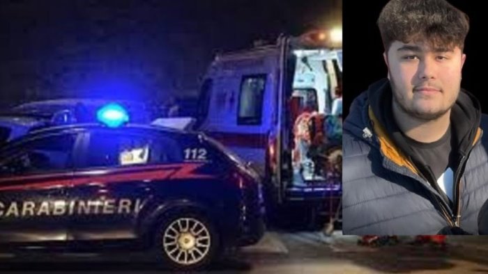 schianto in moto a capaccio vincenzo muore a 19 anni il ricordo della scuola