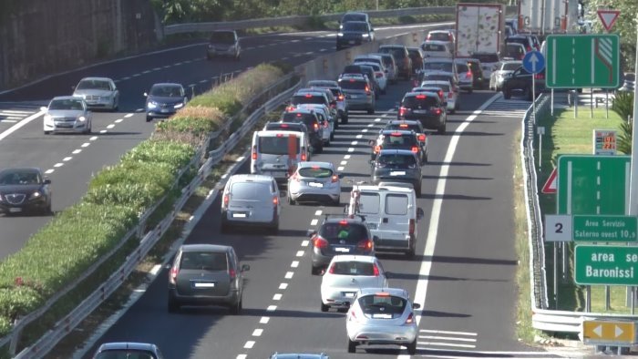 controesodo estivo traffico intenso numeri da record nel salernitano