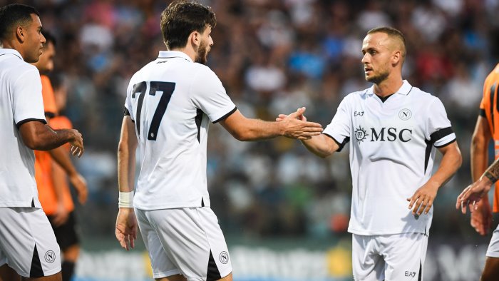 oggi la ripresa degli allenamenti ci sono mctominay gilmour e lobotka