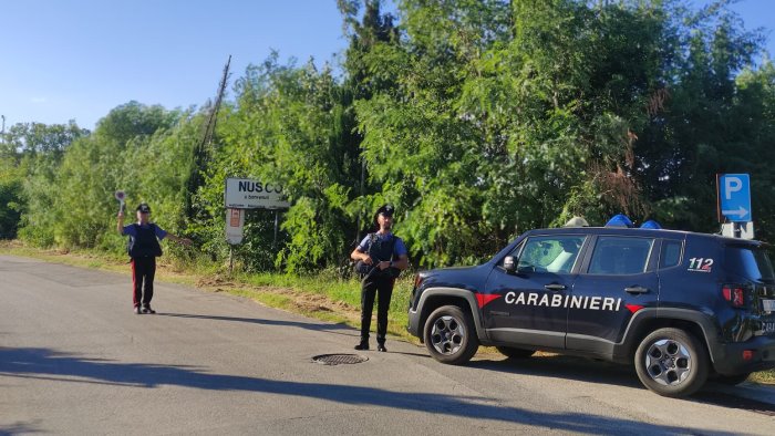 picchia la mamma per soldi i carabinieri di nusco arrestano un 35enne