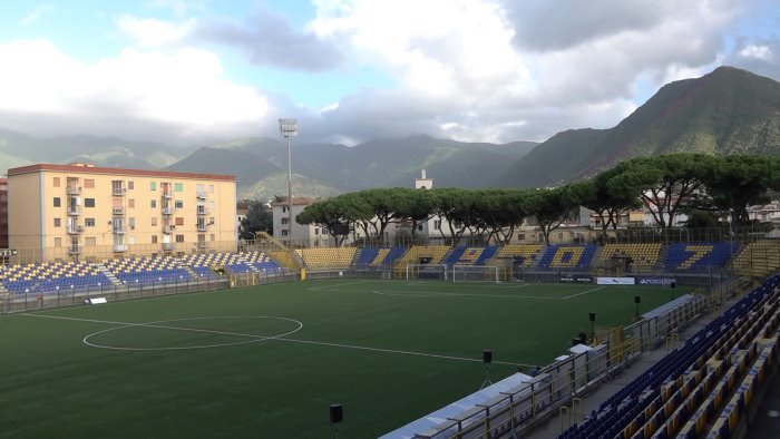 juve stabia palermo tifoso smonta telecamera del var sara proposto il daspo