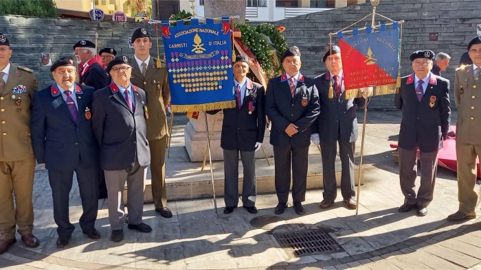 il 4 reggimento carri all 81 anniversario della battaglia della montagnola