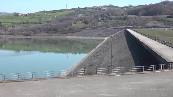 diga di campolattaro aggiudicati lavori di indagini risanamento spalla destra