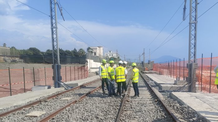 ultimati i lavori tornano i treni sulla linea storica napoli salerno