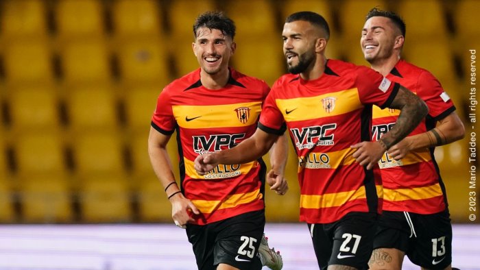 serie c diretta benevento foggia 3 0 live