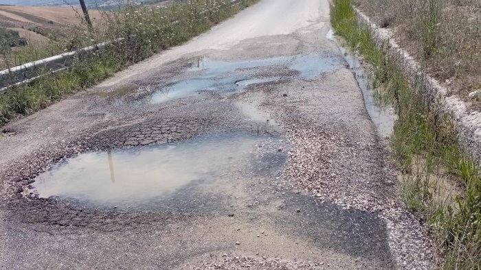 crisi idrica in irpinia comitato uniamoci per l acqua emergenza insostenibile