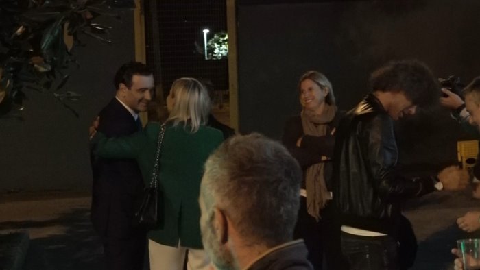 incontro festa nargi cipriano surreale convivenza tra due sindaci