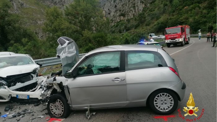 tragico incidente sulla mingardina morta una turista ferite 5 persone