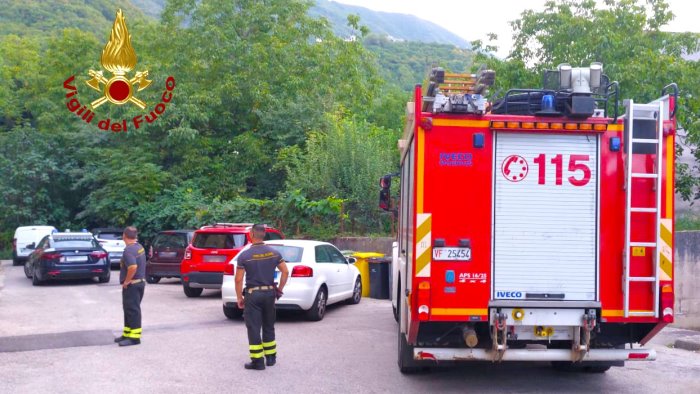 choc in irpinia anziano muore bloccato nell ascensore