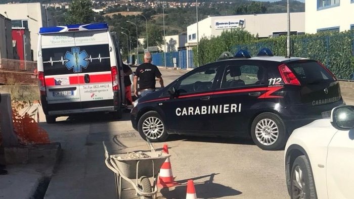 incidente sul lavoro investito dal suo trattore mentre tenta di spostarlo