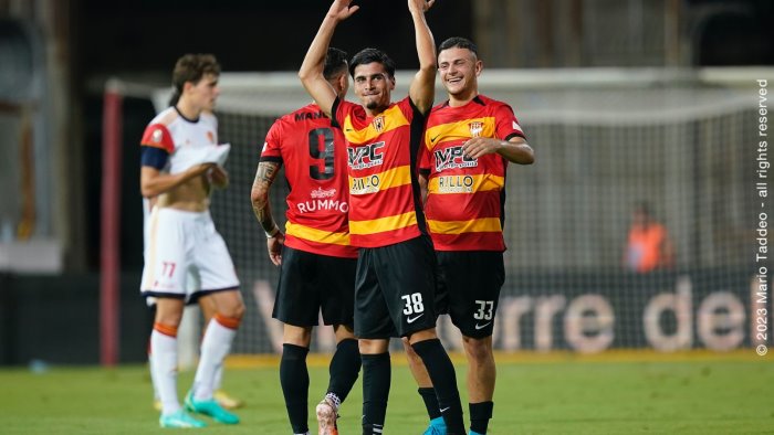 serie c benevento potenza 4 1 netto successo della strega rivivi la diretta