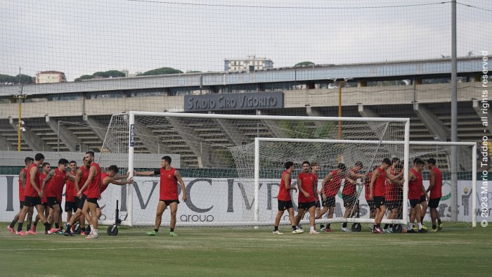 benevento nuova seduta di allenamento a porte aperte